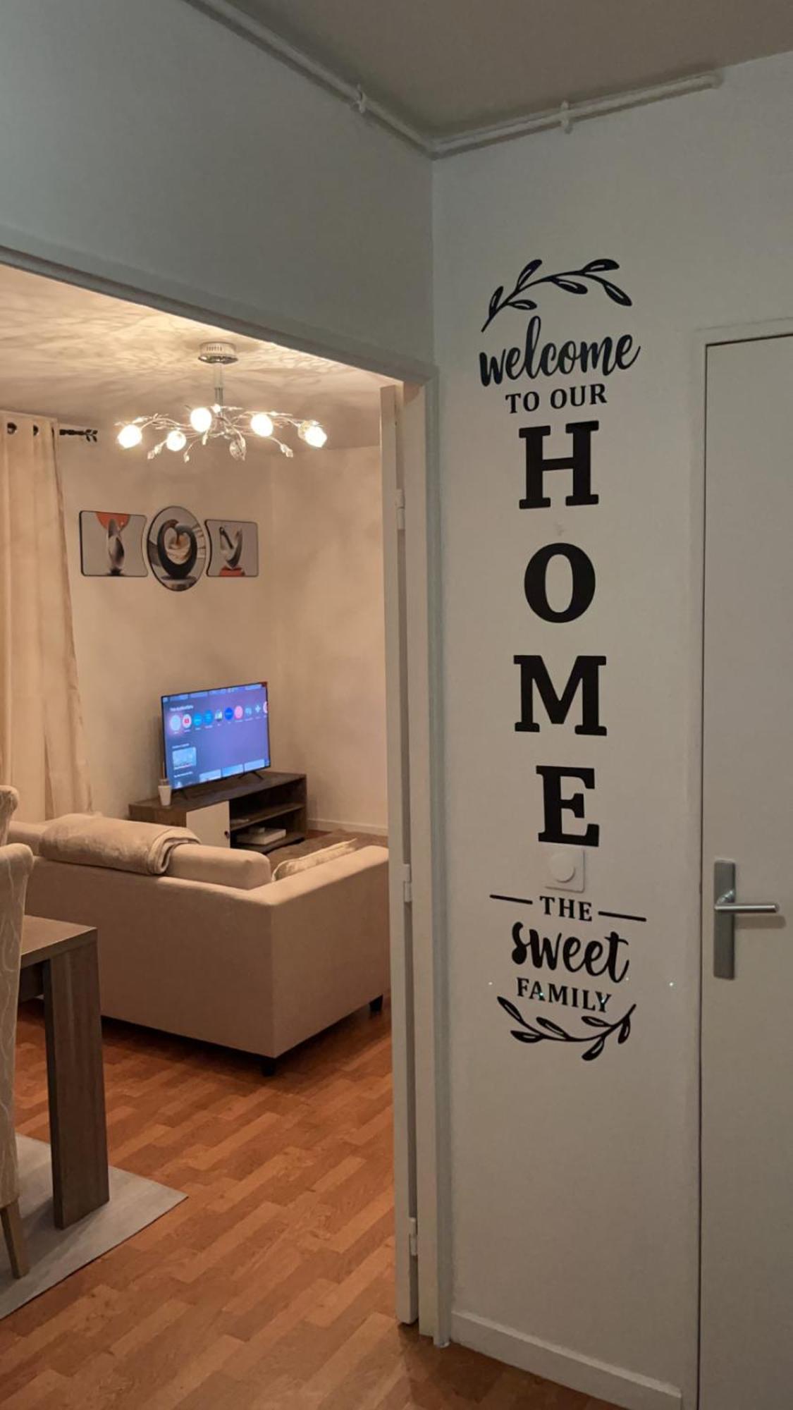 Appartement 2 Chambres Et Salon Proche Paris セーヴル エクステリア 写真